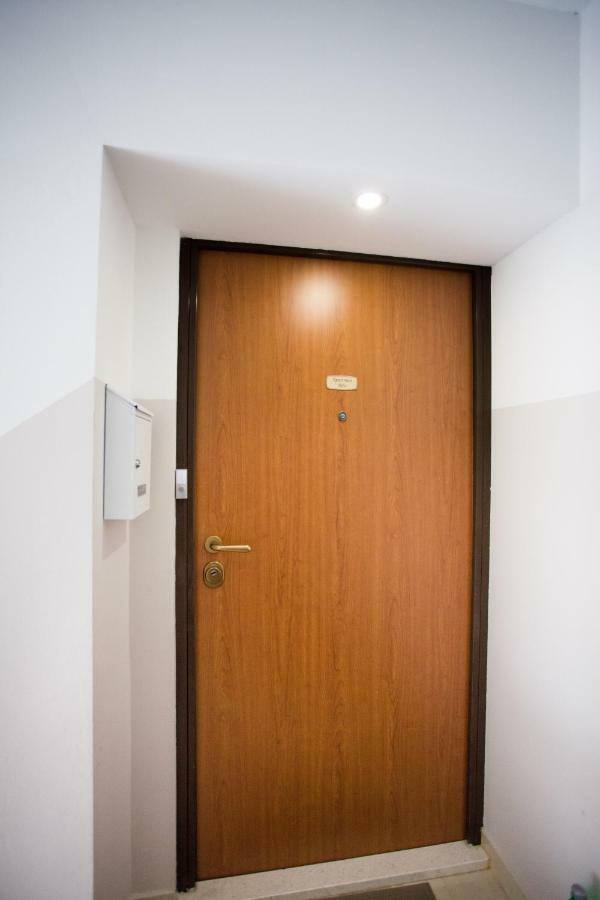 Apartment Bilo Omiš Zewnętrze zdjęcie